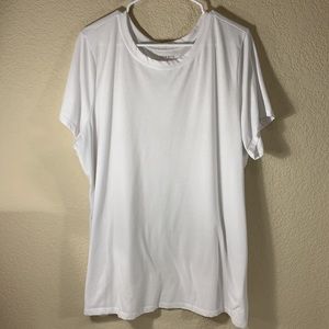 Torrid Classic Fit TShirt Size 3. White